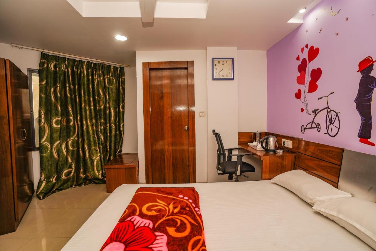 Park Land Hotel Durgapur  Bagian luar foto